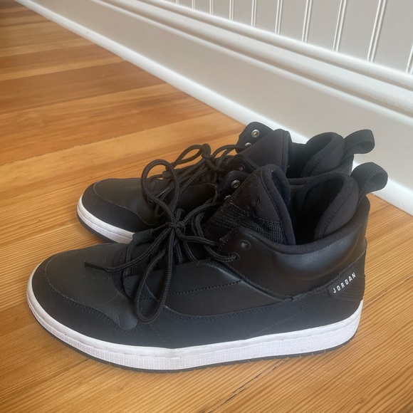 Air Jordan’s (Nike) - black high tops - youth size 6.5 (fits a women’s 8) - Picture 3 of 5